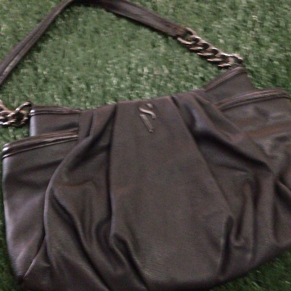 Vera Wang lot760 nwot